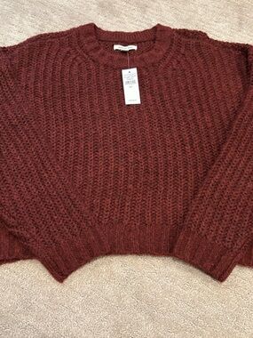 American Eagle Outfitters Chunky Crewneck Sweater - Burgundy
